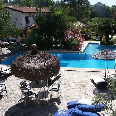 Bakkhos Guest house Kusadasi