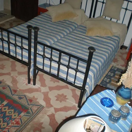 Guest house Bakkhos