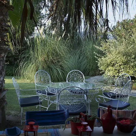 Guest house Bakkhos
